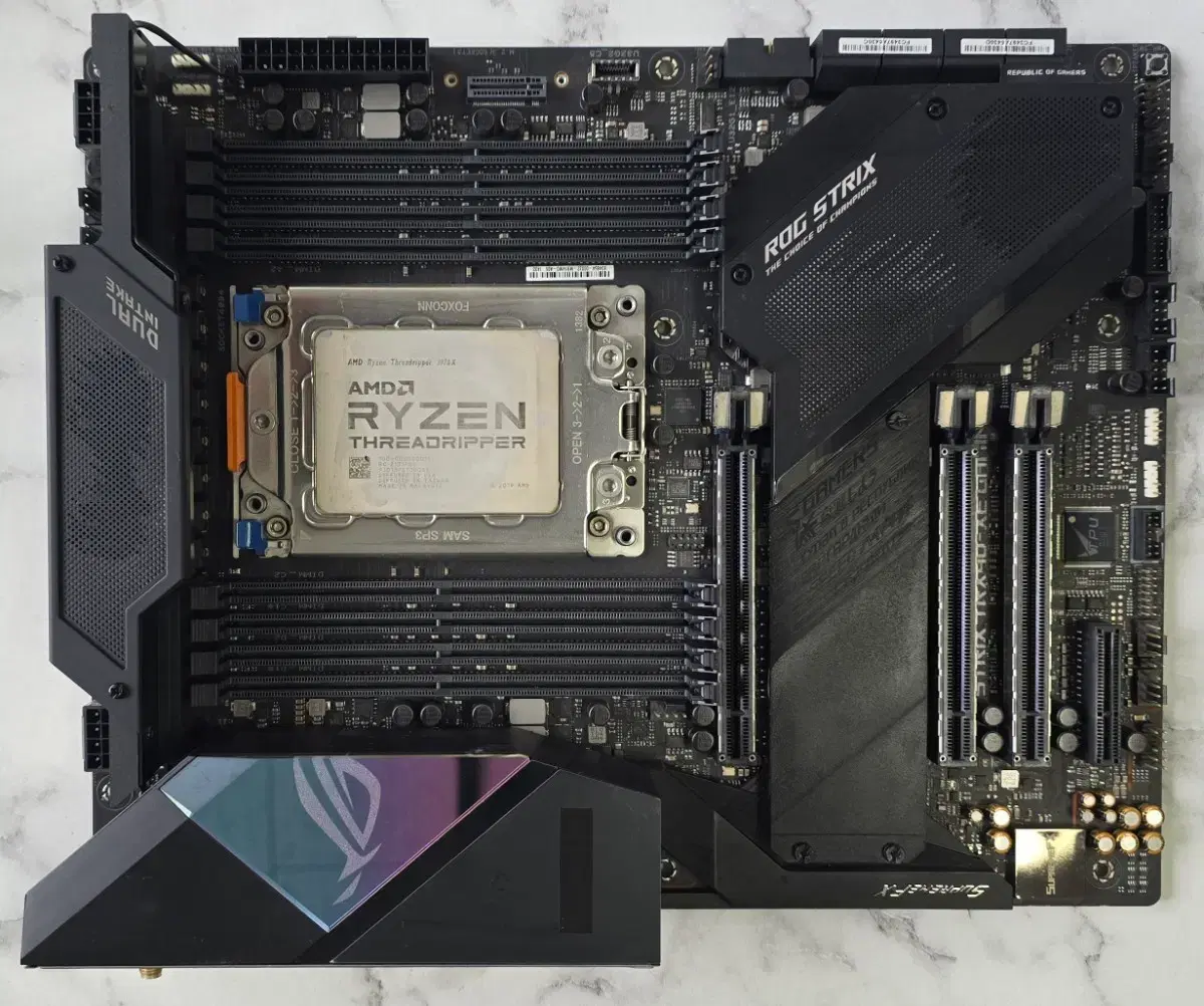 AMD 스레드리퍼 3970X ASUS ROG STRIX TRX40-XE | 브랜드 중고거래